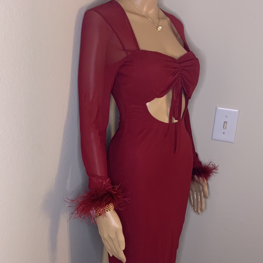 Dress - Picture 4 of 9